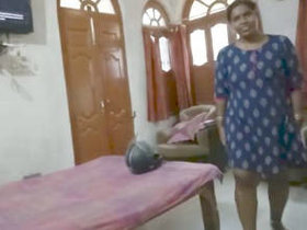 Younger sister-in-law of Desi Indian woman gives passionate oral pleasure to her spouse