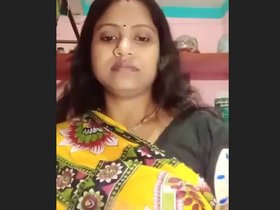 Indian wife records herself during intimate encounter with her partner