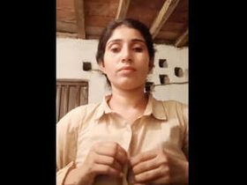 Gorgeous Pakistani wife shares recent progress