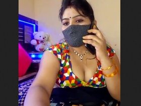 Indian aunty Geetha's intimate home pleasure