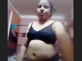 Indian wife records intimate video for her husband