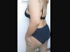 Private webcam performance by Indian beauty Nayanadini featuring Tango and nudity