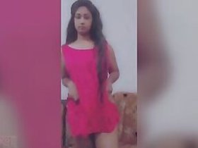 Big ass girl Desi is naked and showing her sweet holes