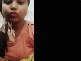 Chubby Desi XXX college student shows her tits and pussy on camera
