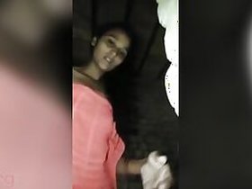 Teenager Dehati Gal put up MMC selfies