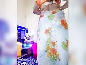 Super sexy Indian XXX wife shows her perfect boobs on camera