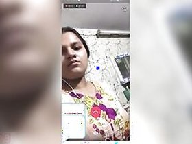 Wife in Telugu shows fur pie on live episode call