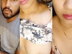 The hottest chick Desi XXX shoots a hot video with her MMS boyfriend
