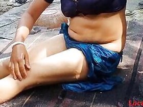 Busty bhabhi gets man penetration in her pussy Desi in the bathroom