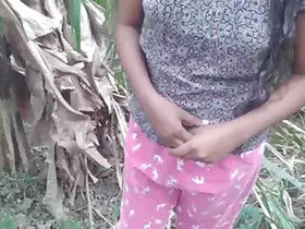 Sri Lanka RISK sex in the jungle outdoors with a girl