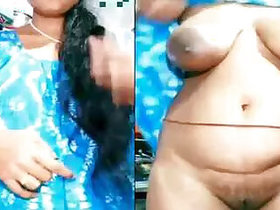 Nude Indian bhabhi jerking off with her fingers live on air