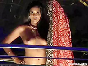 Loving and sincere Naked brunette from Bollywood, Makes you feel good
