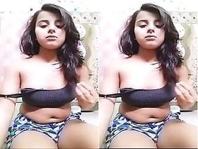 Famous Desi Khushi Sheikh Shows Her Naked Body Masturbating Part 1