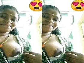 Shy Mallu Bhabhi Shows Her Tits