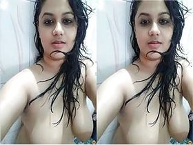 Horny Desi Bhabhi Shows Her Boobs And Pussy