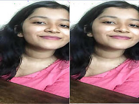 Sexy Indian Girl Desi Shows Her Naked Body Part 1