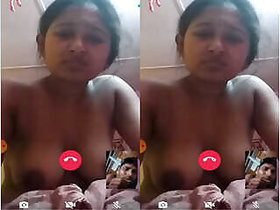 Desi Girl Shows Her Tits and Pussy Video Call