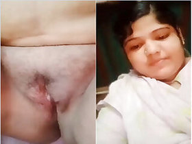 Horny Bangla Budi Shows Her Pussy