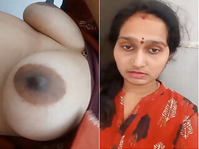 Sexy Bhabhi shows off her tits and ass