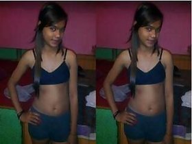 Desi Girl Shows Tits and Pussy Part 3