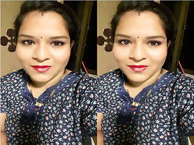 Desi Bhabhi shows off her boobs and bathing part