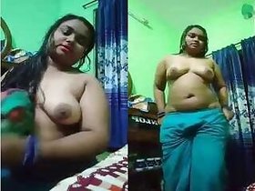 Sexy Odia Girl Shows Tits and Pussy