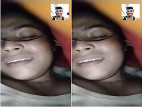 Desi Indian girl shows her pussy on Vk