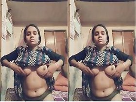 Sexy Girl Shows Her Tits and Pussy Part 3