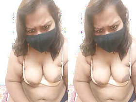 Kajal Bhabhi Shows boobs and bathes with dewar Part 2