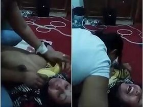 Desi Girl Sucks